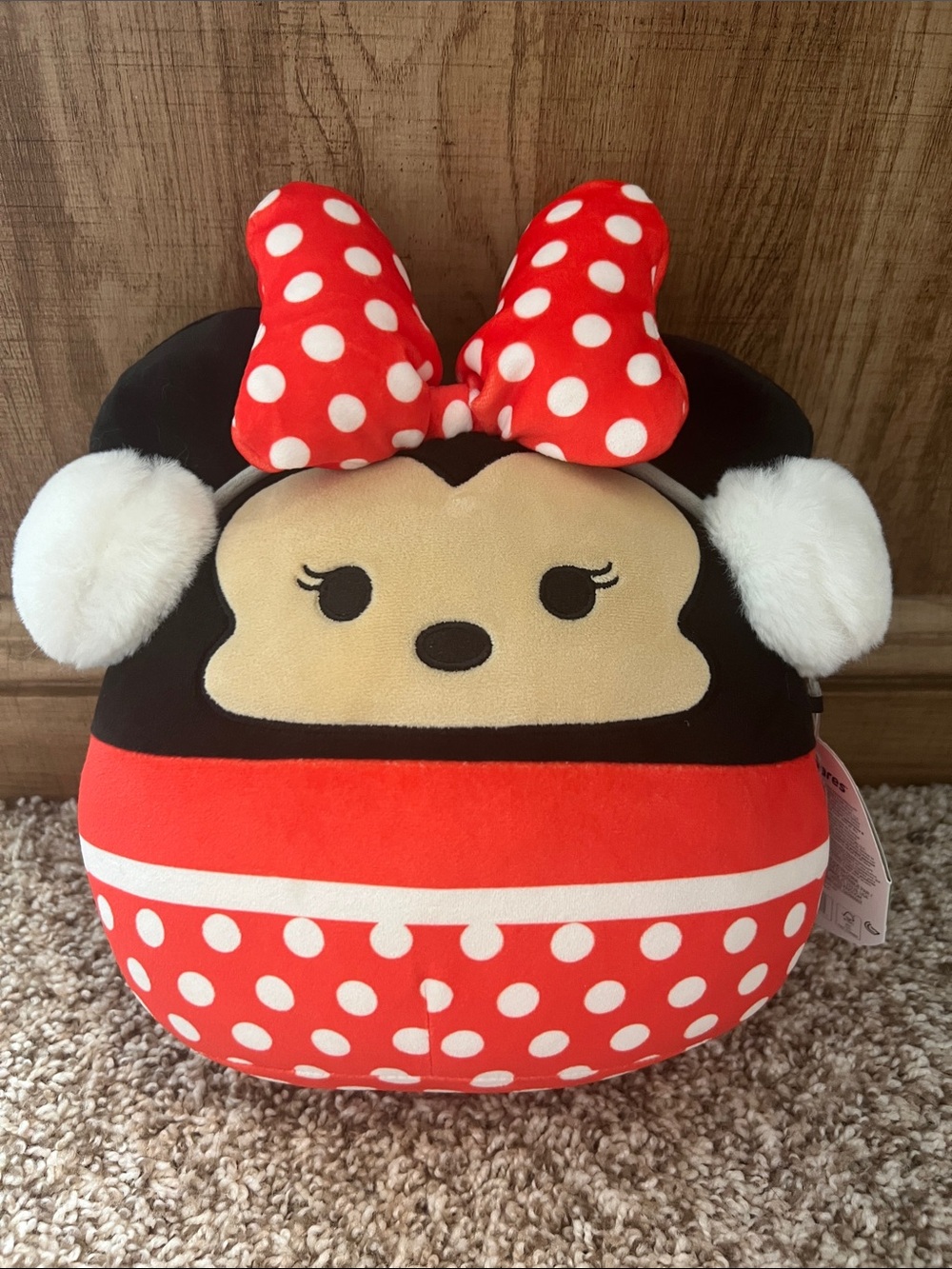 NWT! Disney Minnie Mouse Red & Black Plush Squishmallow -so cute 😍